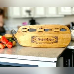 Charcuterie cheese board with 3 piece knife set